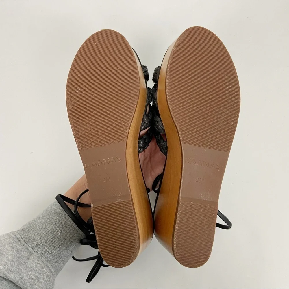 Kaanas straw upper